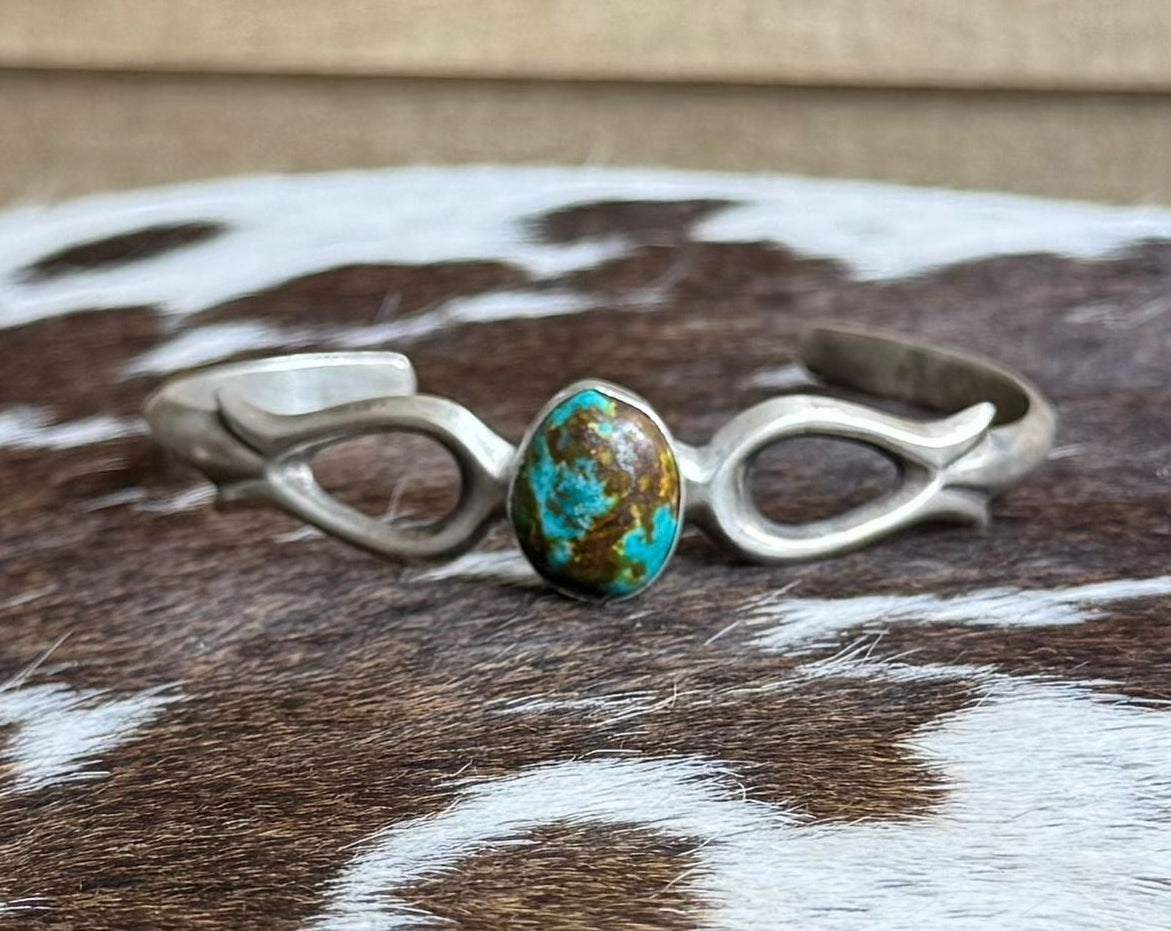 Single Stone Cuff