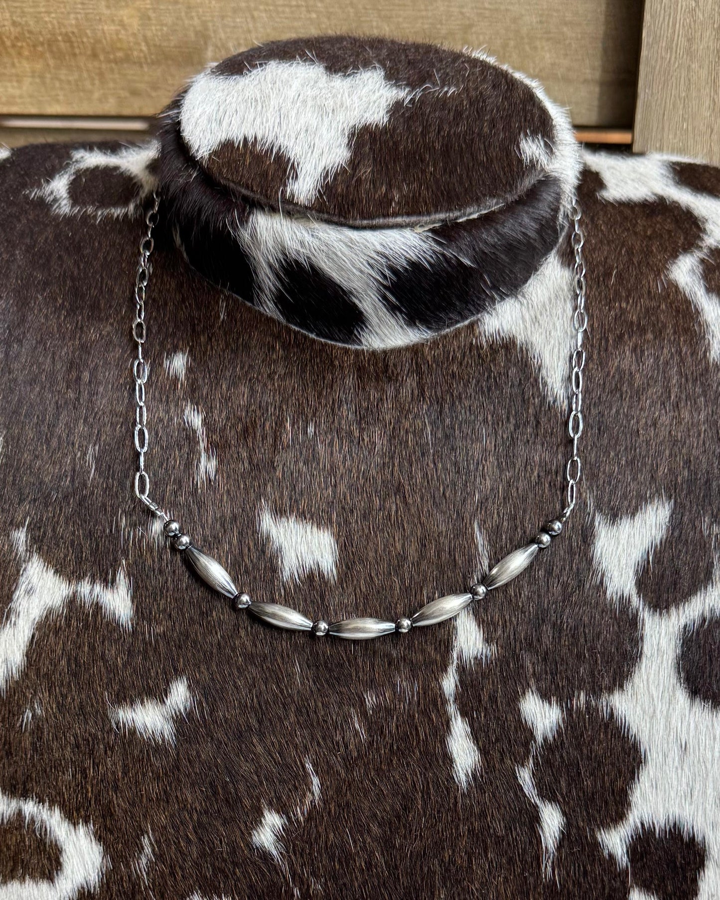 Torpedo Pearl Necklace *Non Native