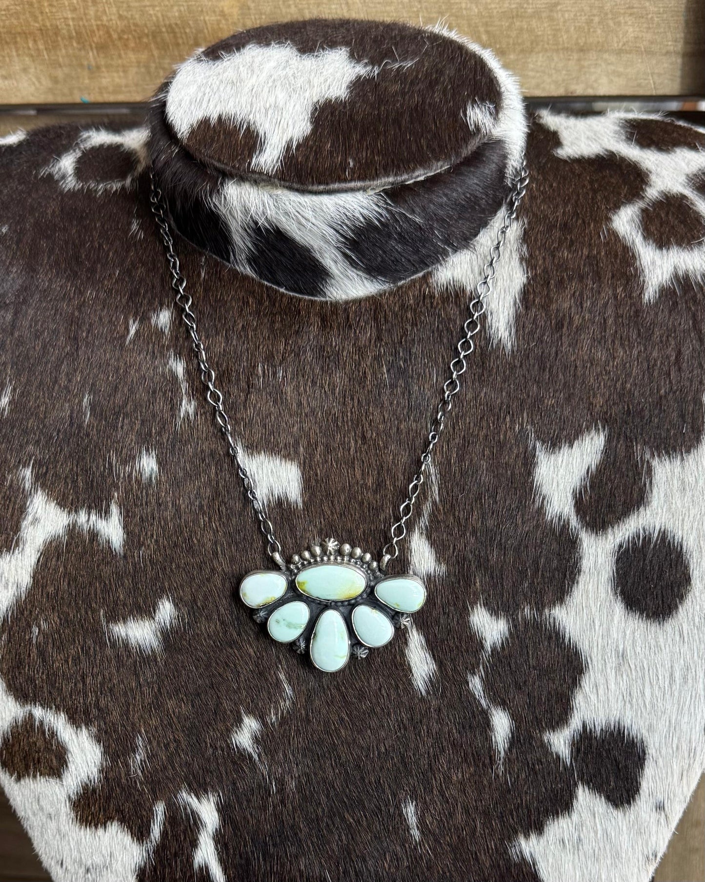 19.5 Palomino Cluster Necklace *Native