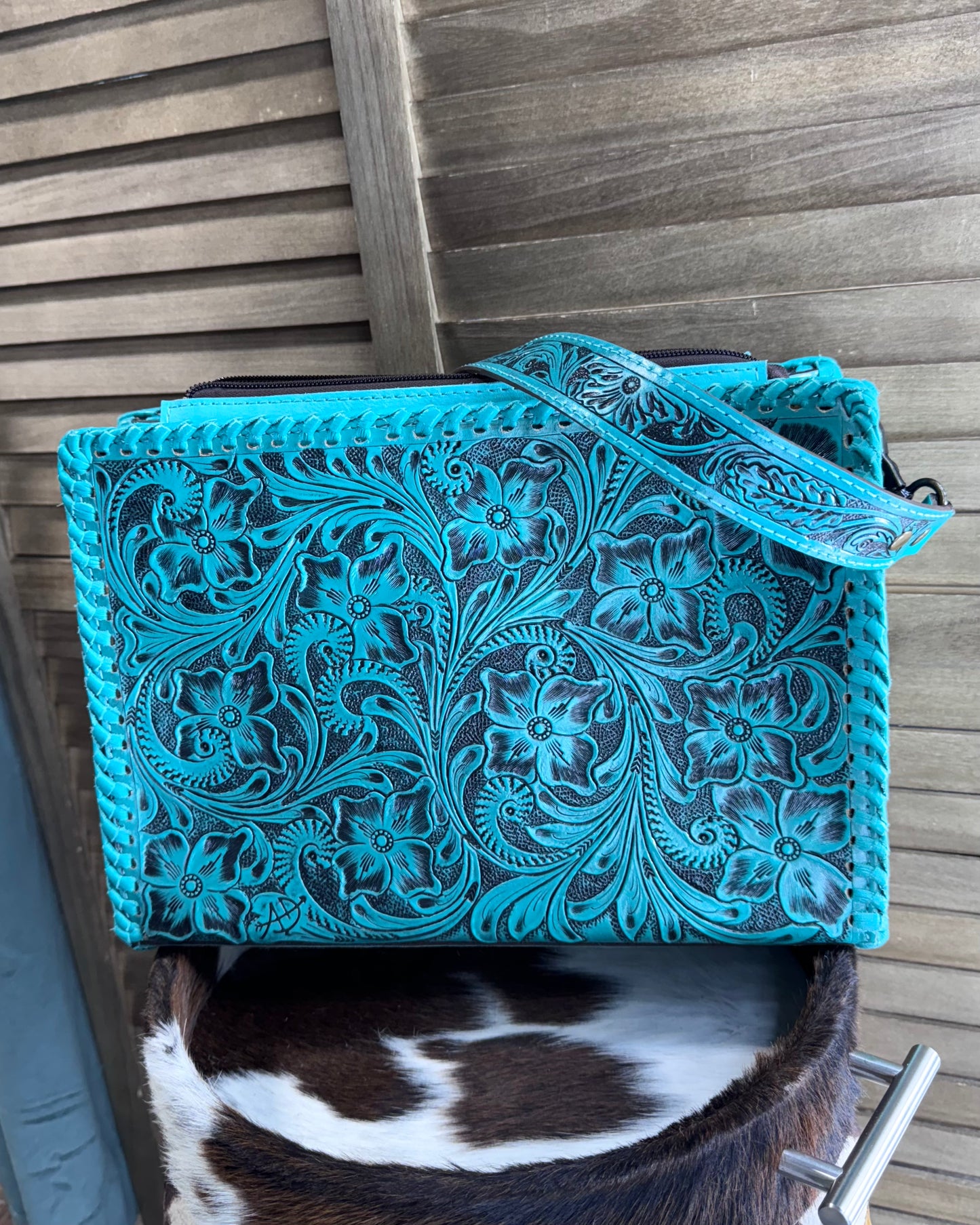 AD Tooled Crossbody