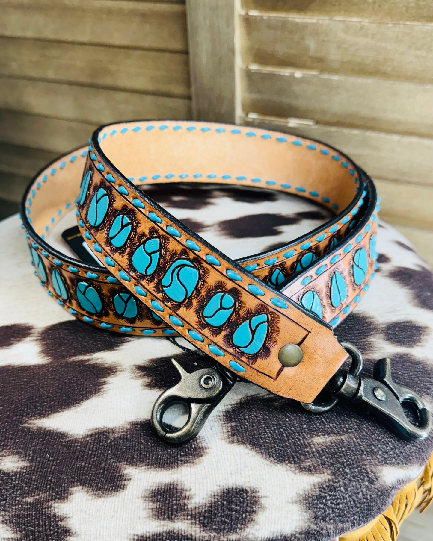 Pebbled AD Strap
