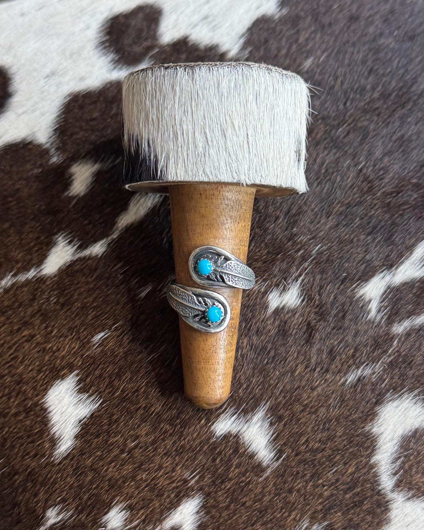 Feather Adj Wrap Ring (stone varies) *Native
