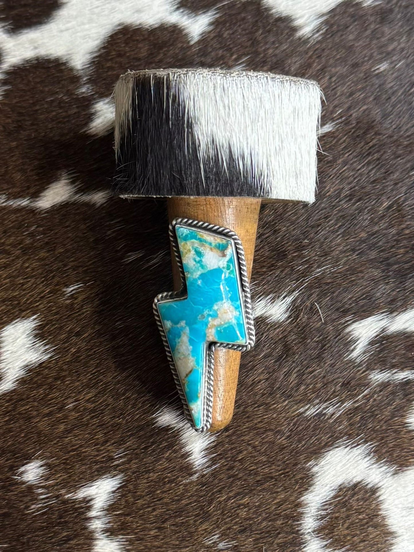 Lightning Bolt Ring *Native