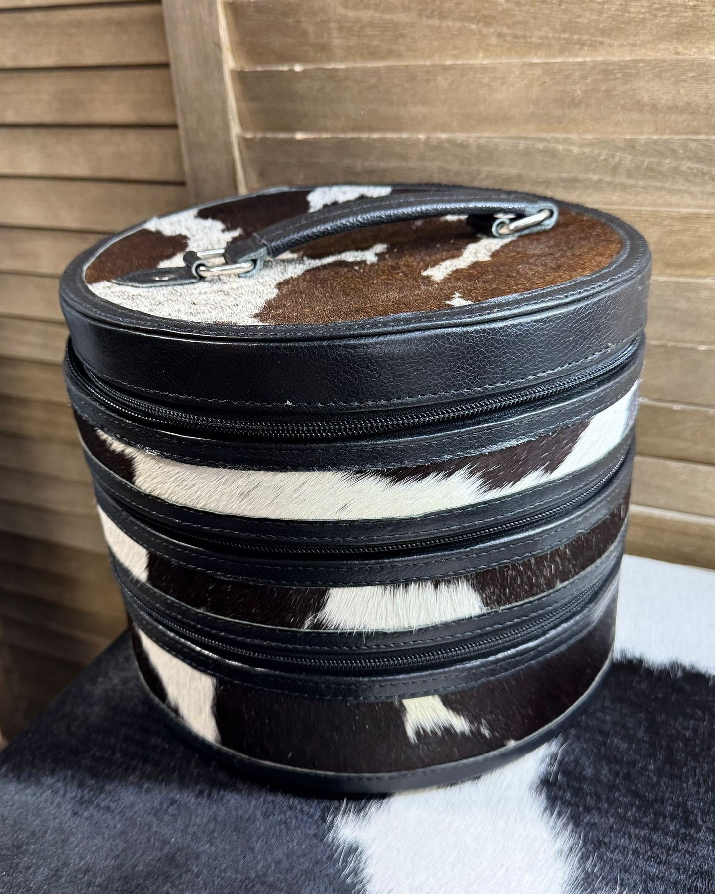 Round 3 Zipper Case