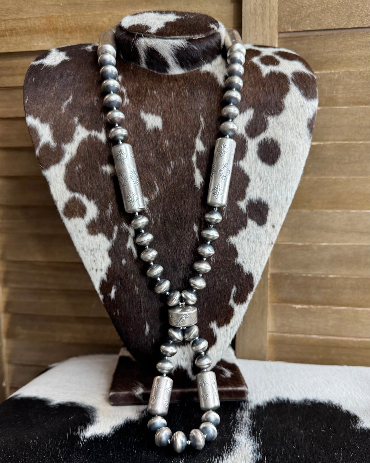 Handmade Pearl & Barrel Jacla Necklace *Native