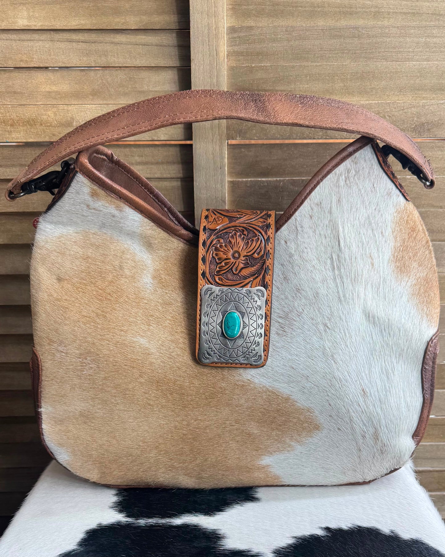 AD Cowhide Stone Bag