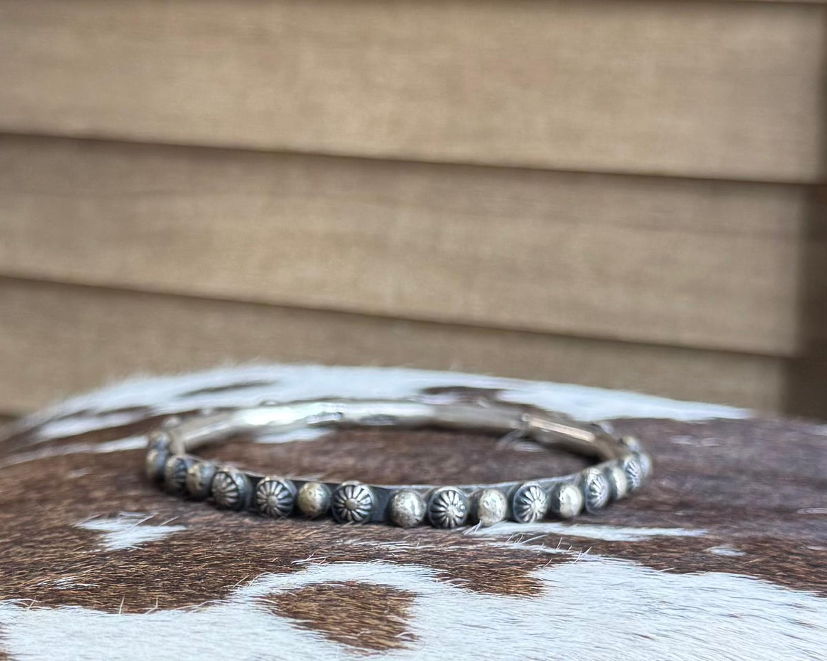 Silver Solid & Starburst Bangle *Native