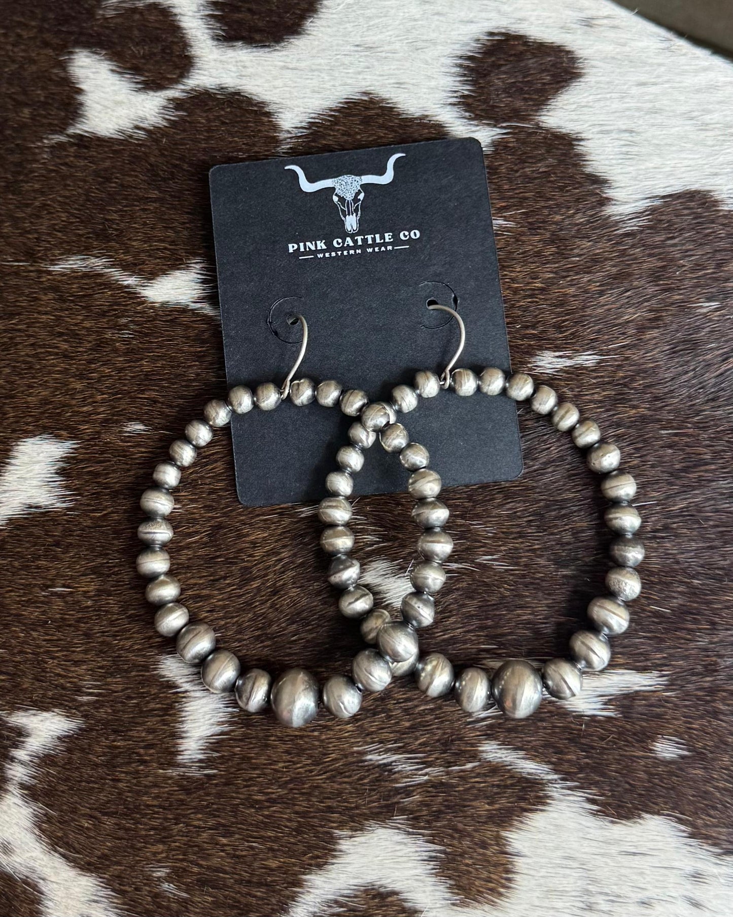 Graduated Pearl Hoop Earrings