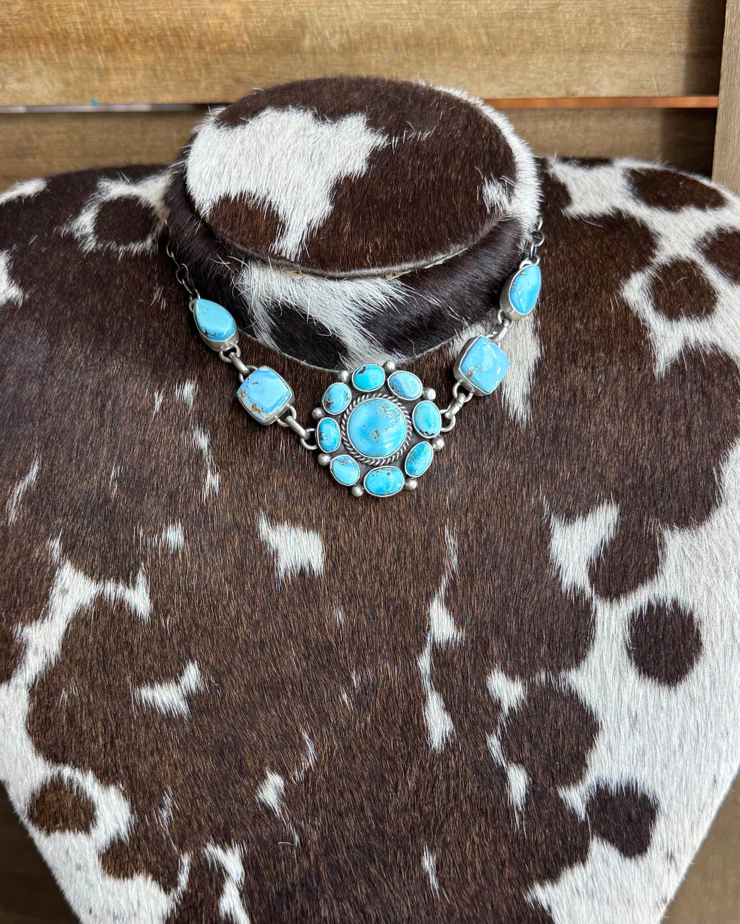 Golden Hills Full Cluster Choker *Native