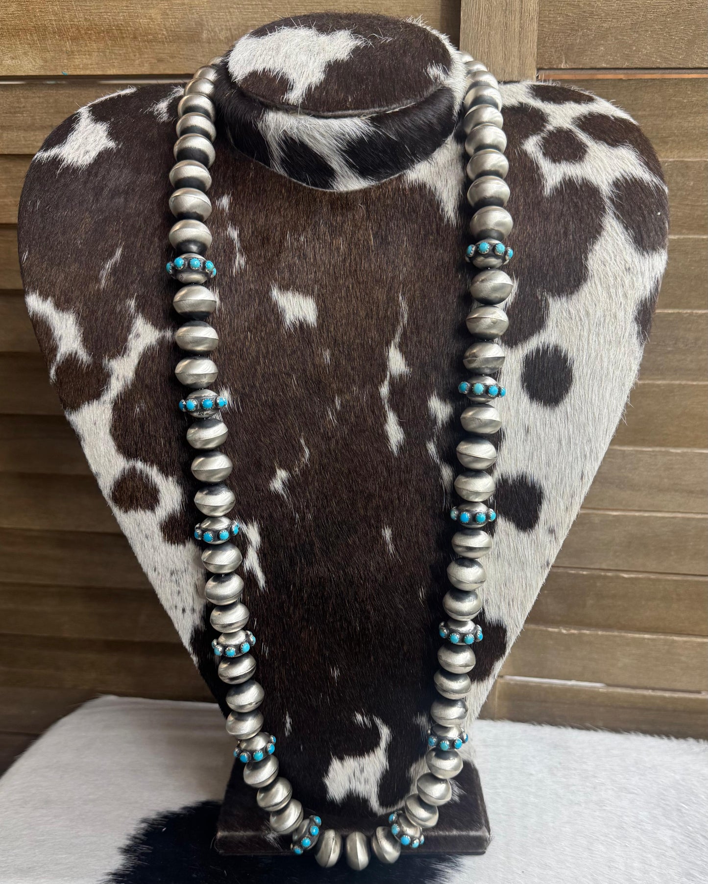 Monica Smith Handmade Pearl Necklace *Native