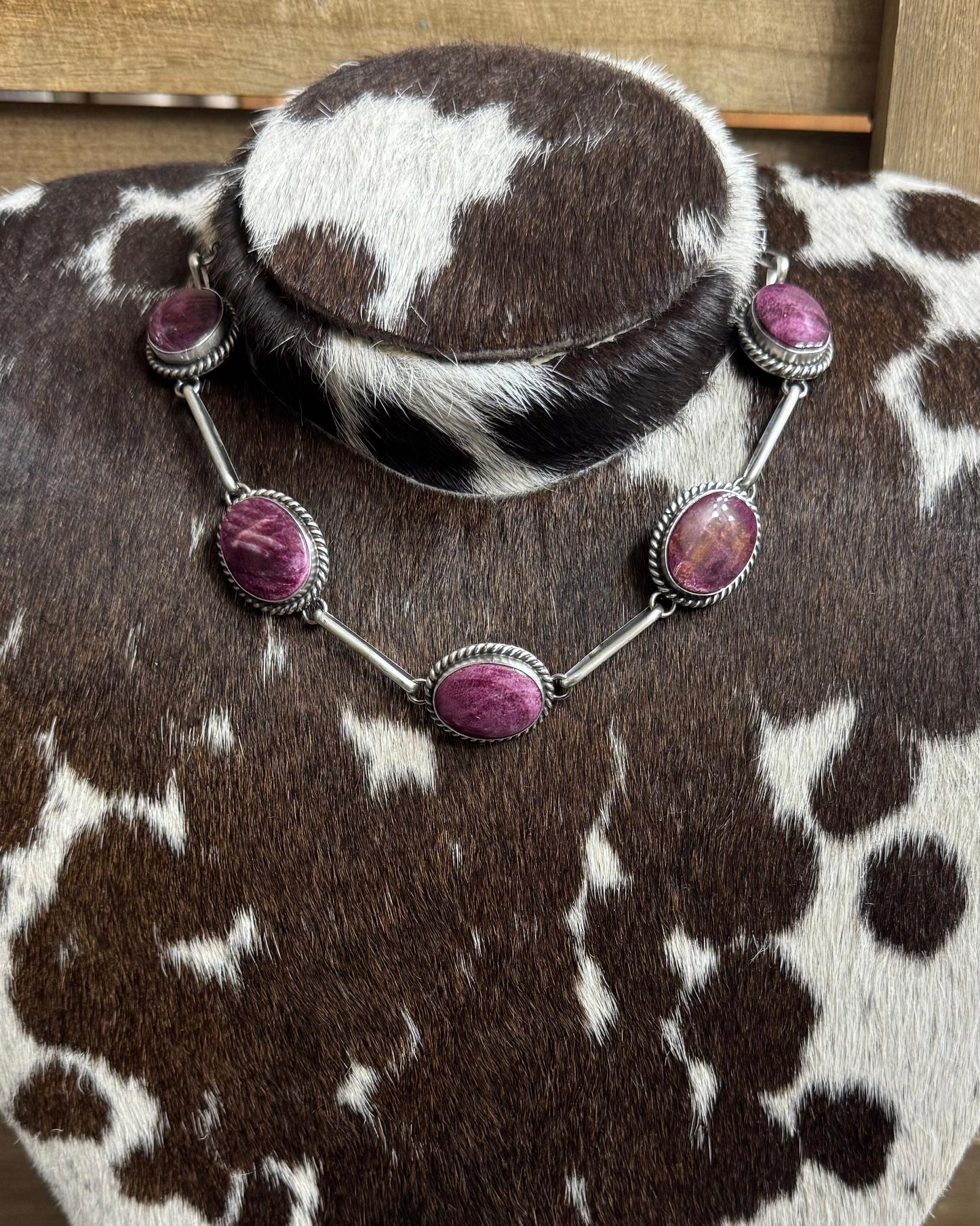 Purple Spiny 5 Stone Choker *Native