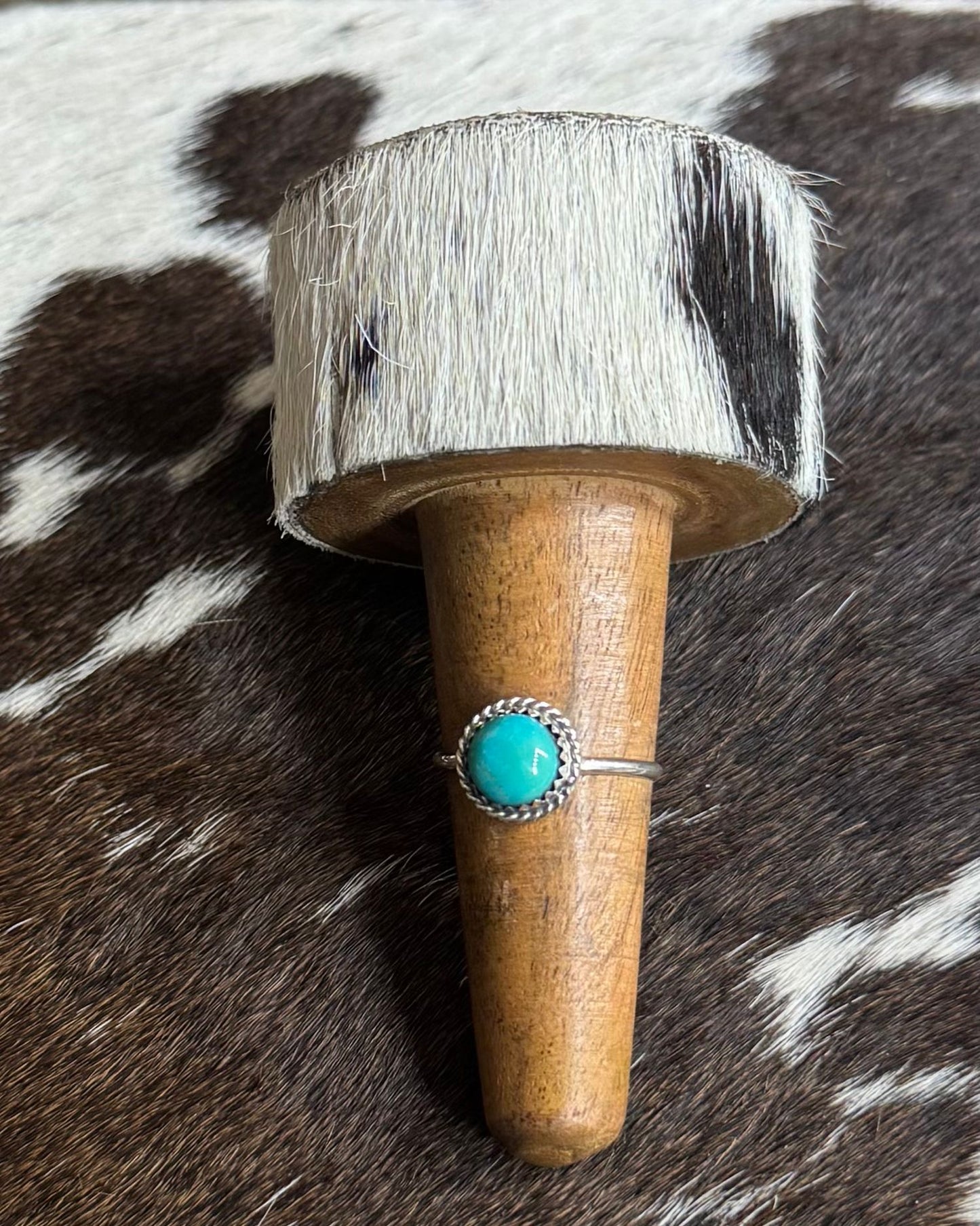 Simple Single Stone Ring *Native