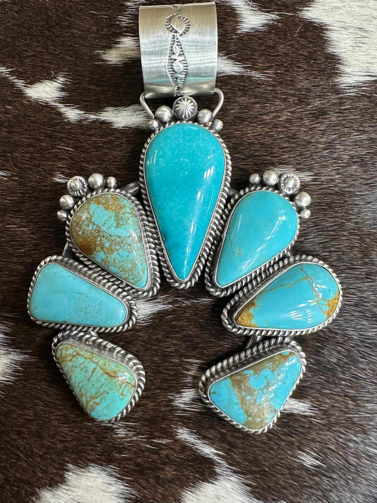 Chunky Naja Pendant *Native