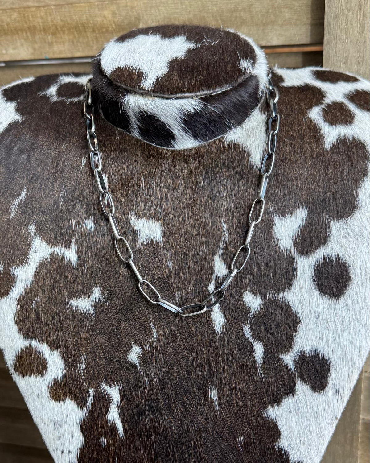 19" Paper Clip Chain *NonNative