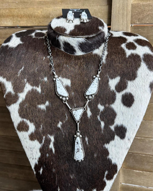 White Buffalo Lariat *Native