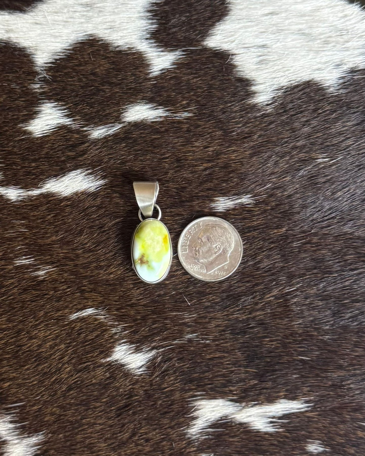 Simple Dainty Palomino Pendant *Native