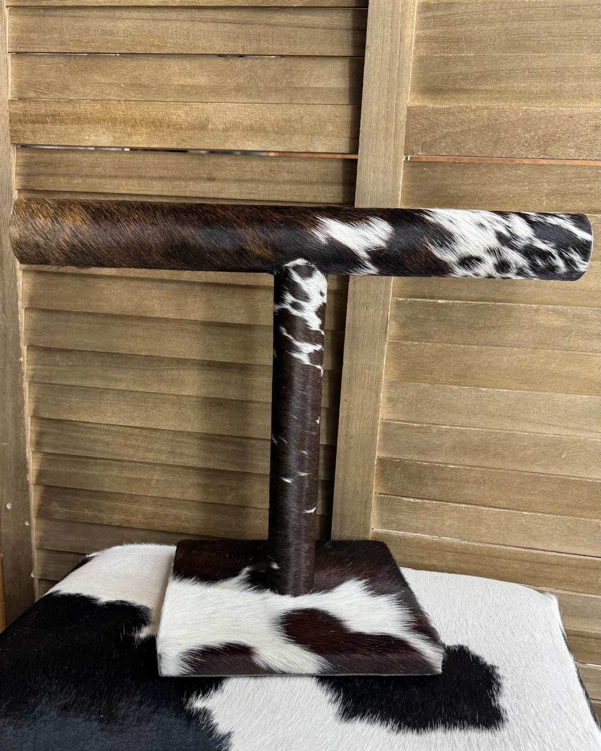 Brown Bracelet Cowhide Display