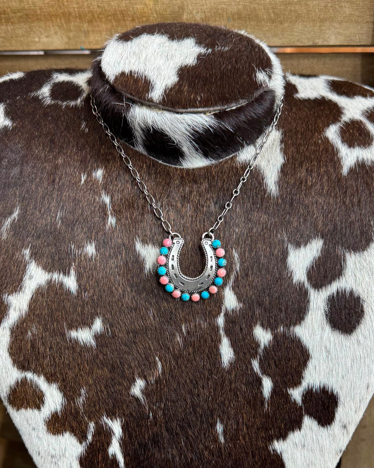 19" Turquoise & Pink Horseshoe Necklace *Native