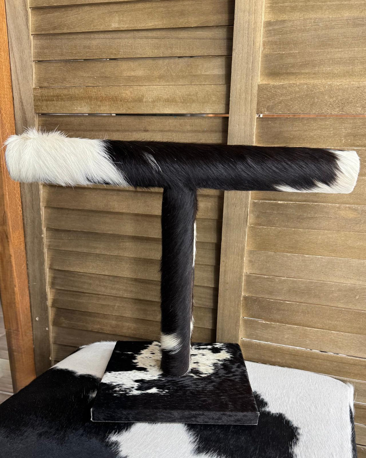 Black Bracelet Cowhide Display