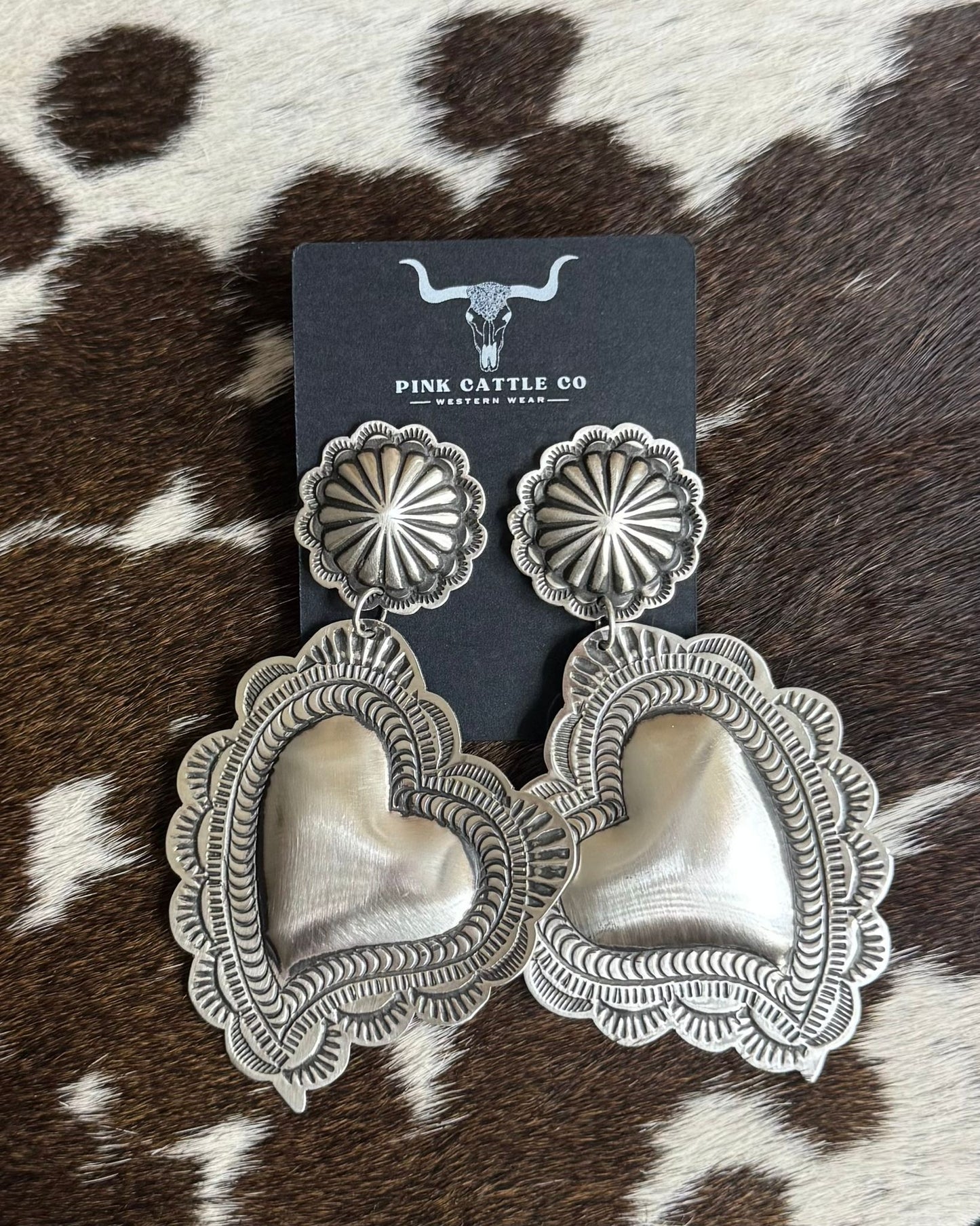 Leander Tahe Heart Dangles *Native