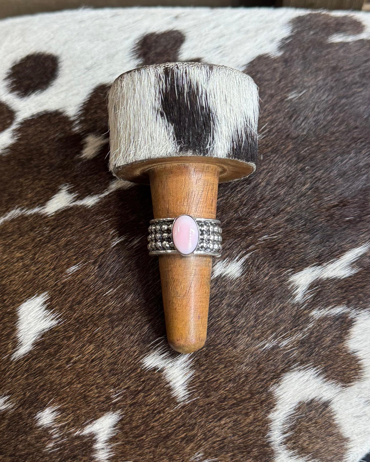 Sz 9 Pink Conch Studded Everyday Ring *NonNative
