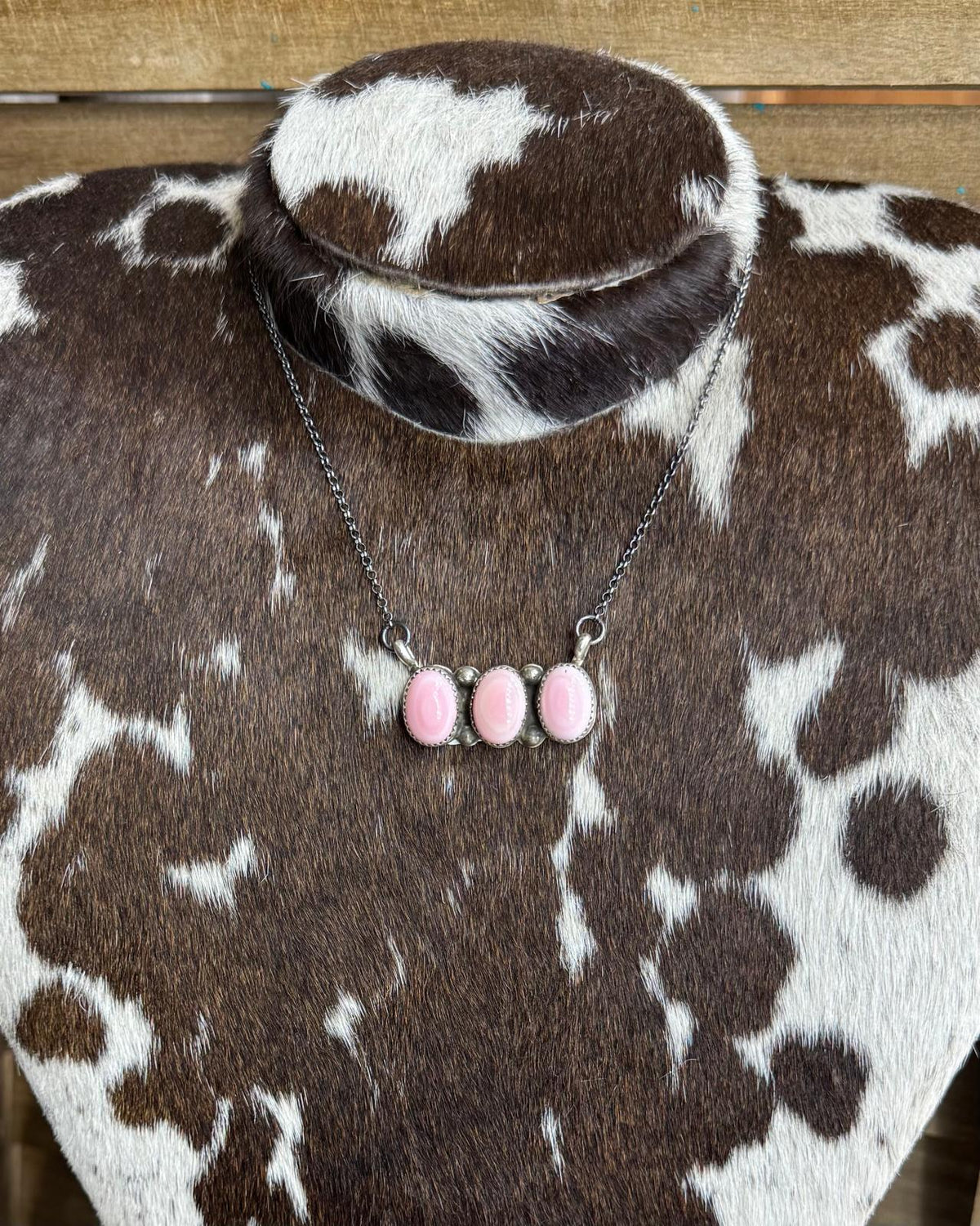 3 Stone Pink Conch Necklace *Native