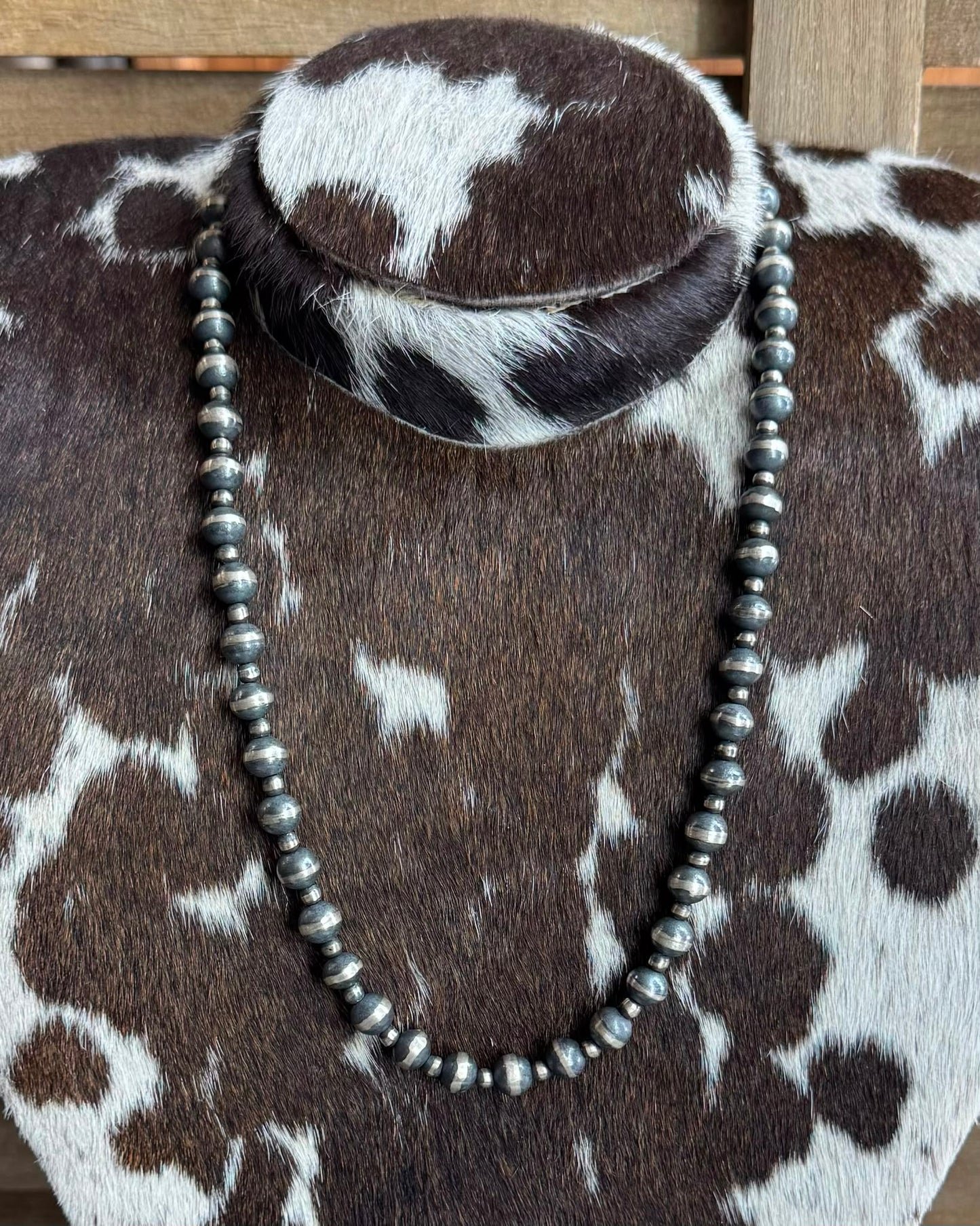 Handmade Pearl Necklace *Native