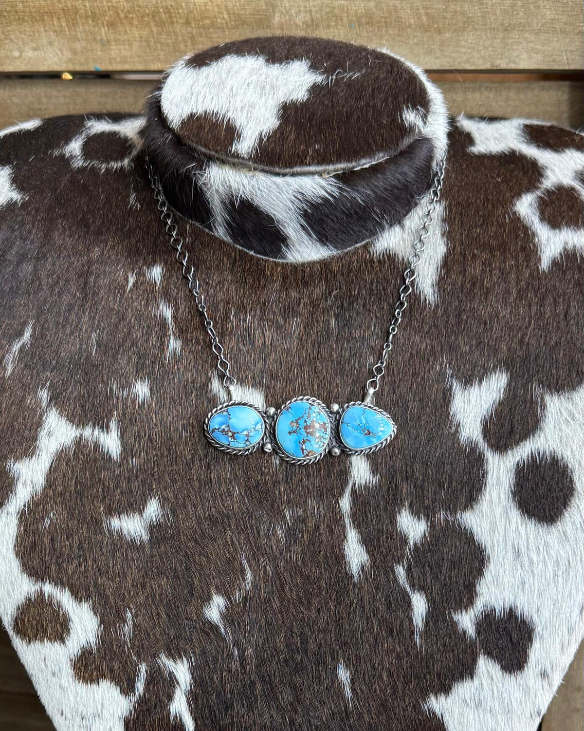 Golden Hills 3 Stone Necklace *Native