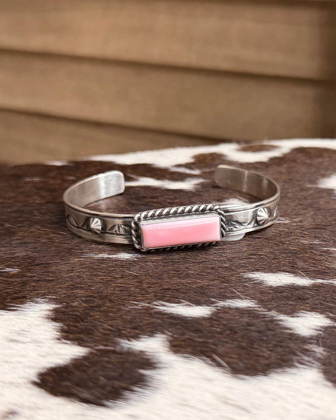Pink Conch Bar Sterling Cuff *Native