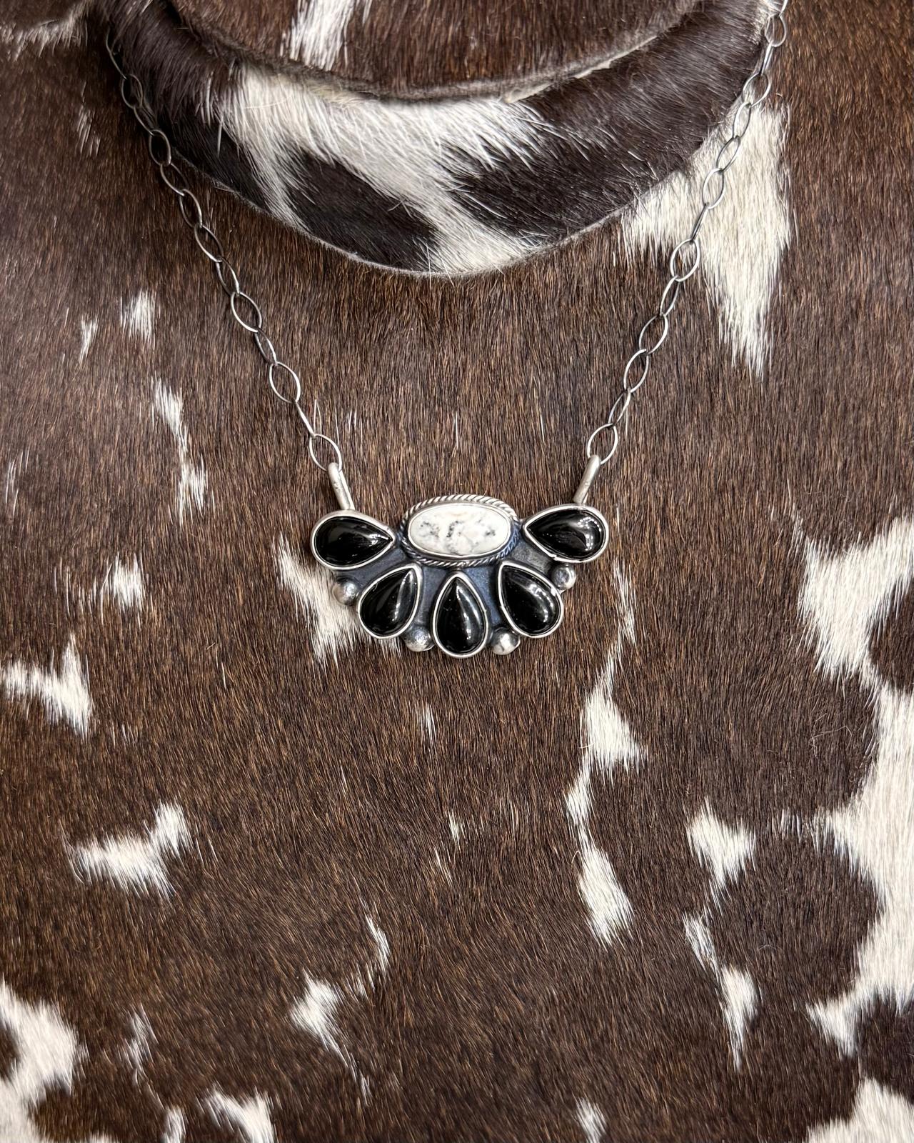 18"Onyx & White Buffalo Half Cluster Necklace *Native