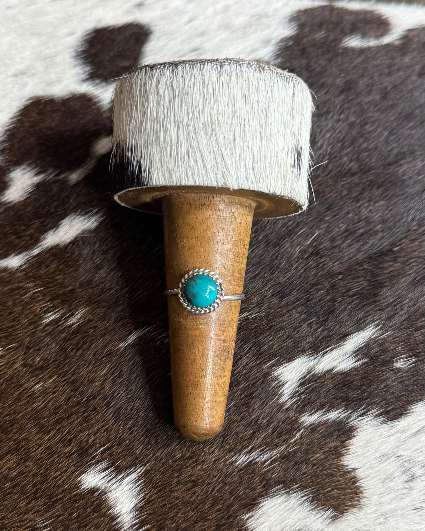 Simple Single Stone Ring *Native
