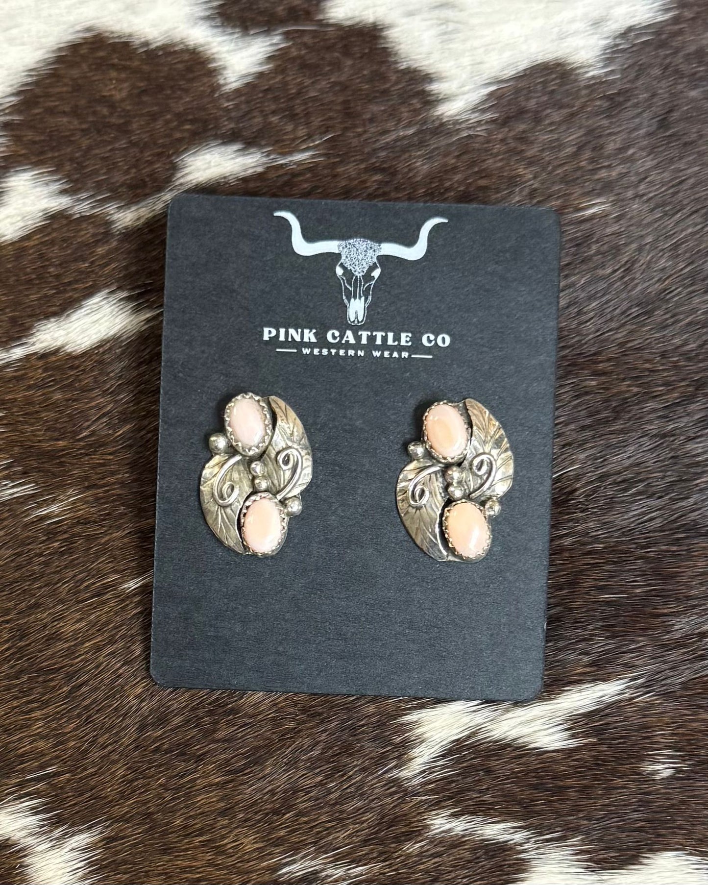 Pink Conch Double Feather *Native