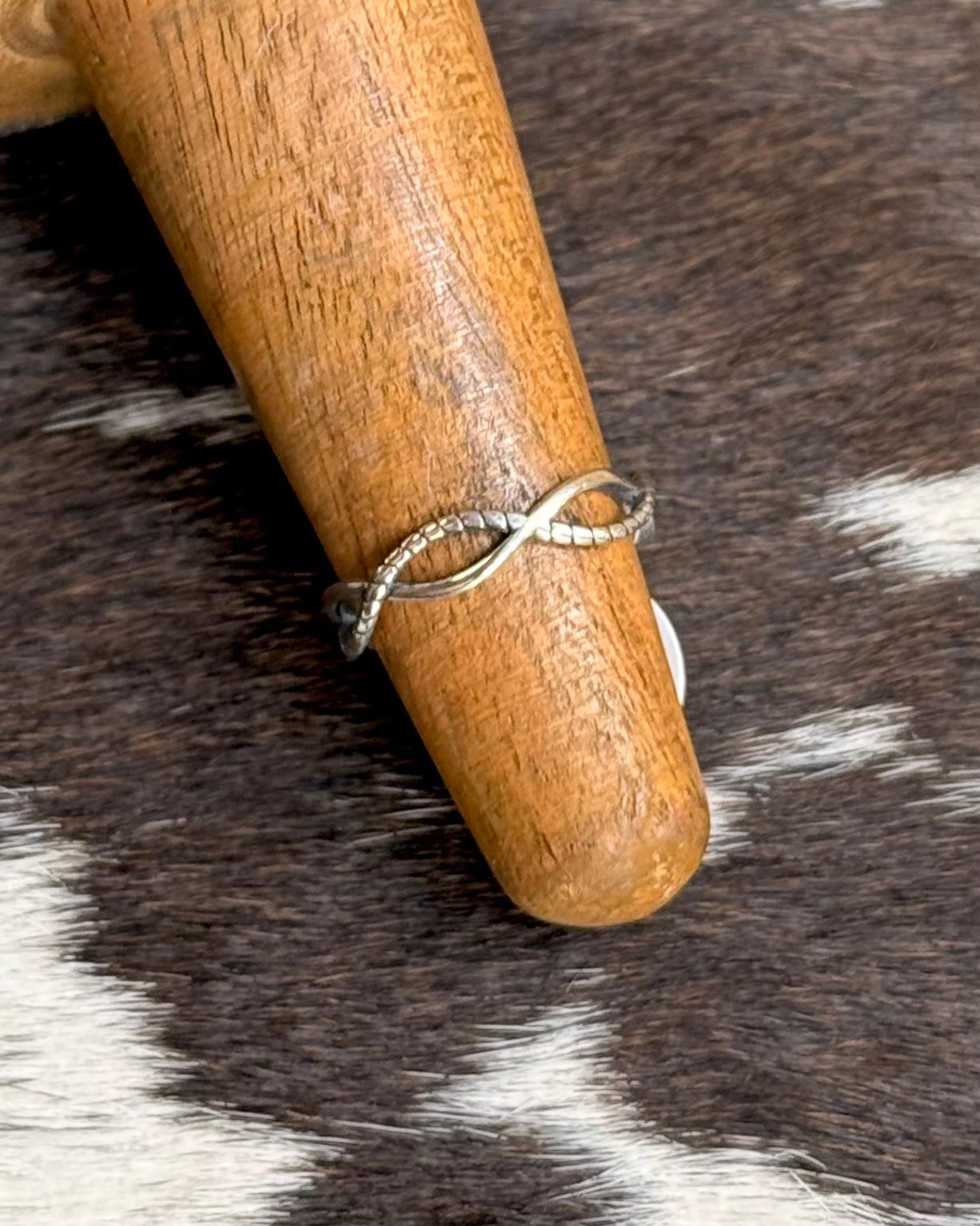 Sterling Infinity Twist Ring *NonNative