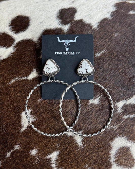 White Buffalo Stud Twisted Hoop *Native
