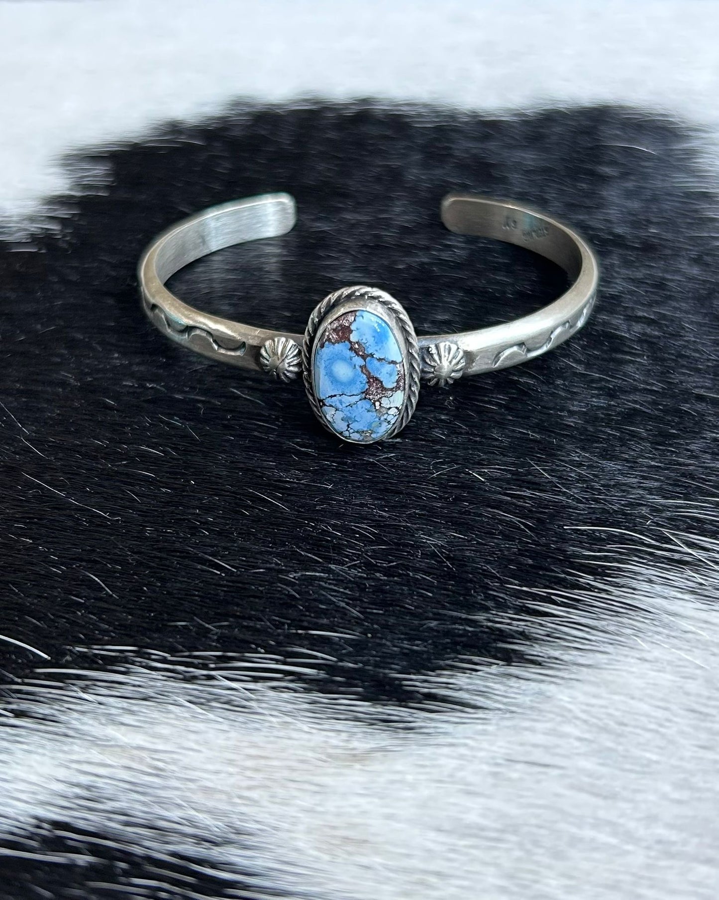 Golden Hills Single Stone Cuff *Native