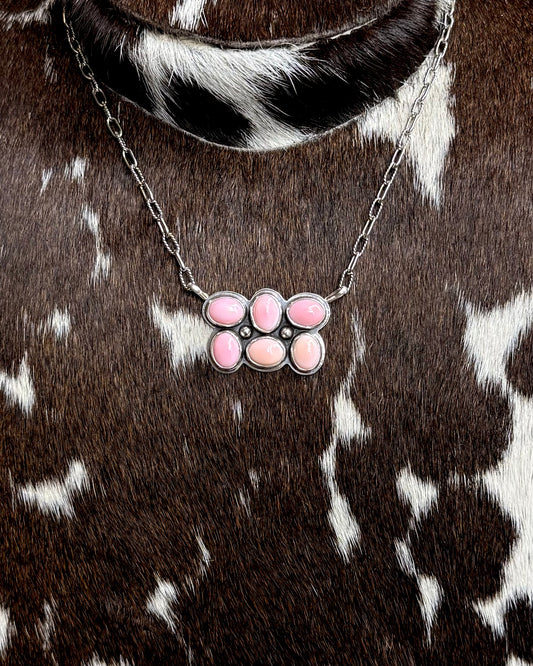 Pink Conch Pebbled Bar Necklace *NonNative