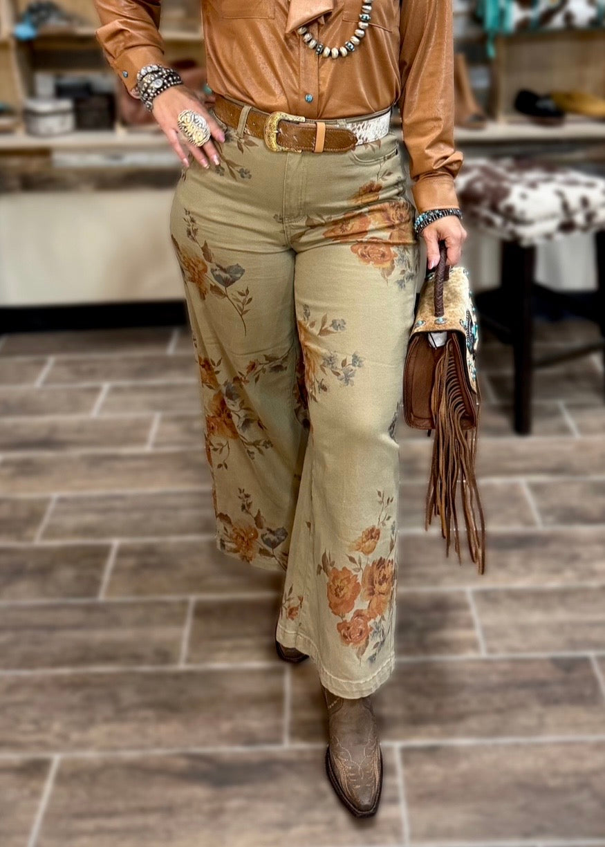 Painted Florals Cropped Pants