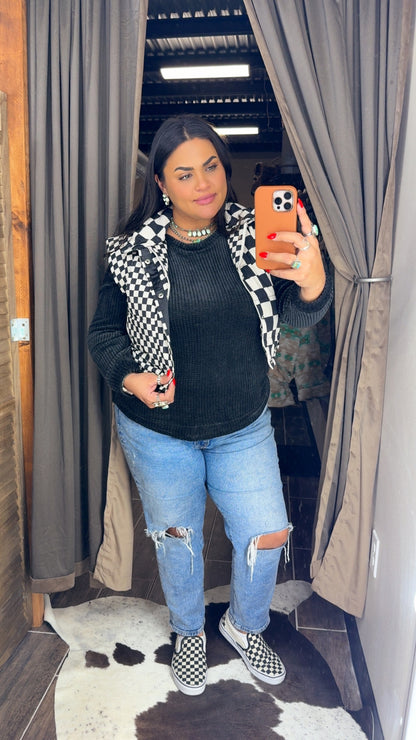 Checkered Puffer Vest *Black