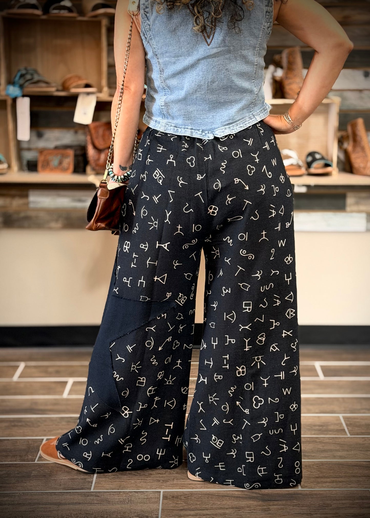Black Outlaw Art Linen Pants
