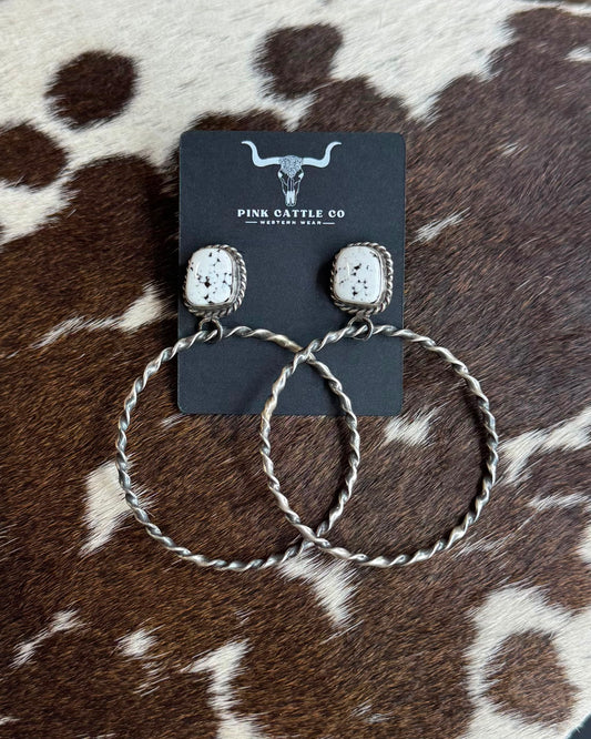 White Buffalo Stud Twisted Hoop *Native
