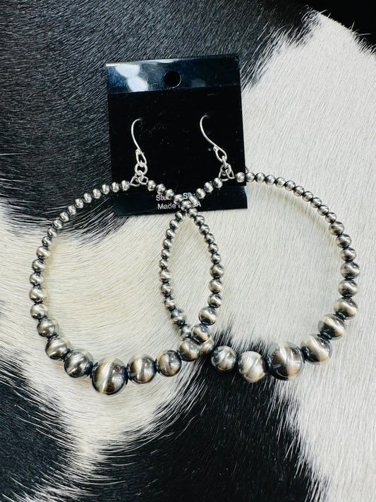 Graduated Pearl Hoop Earrings