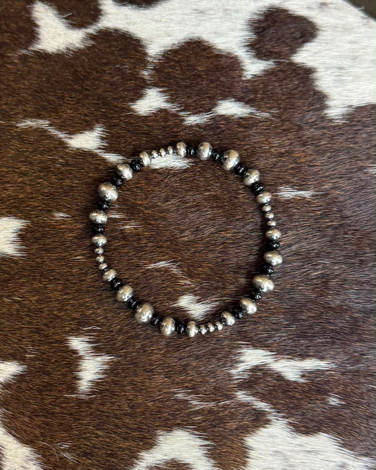Black Onyx Graduated Stretch Bracelet *Non Native