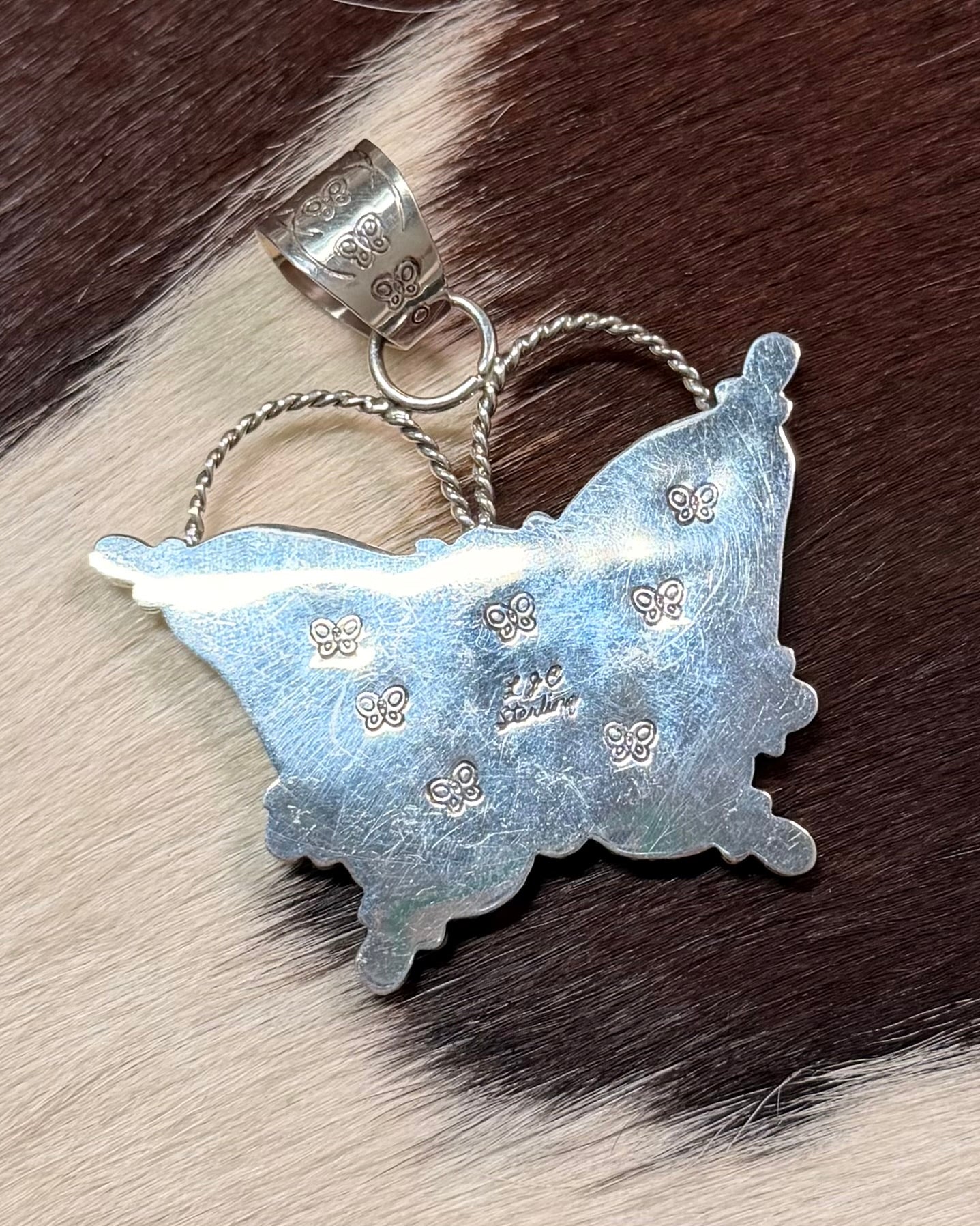 Cobblestone Butterfly Spiny Kingman Pendant *Native