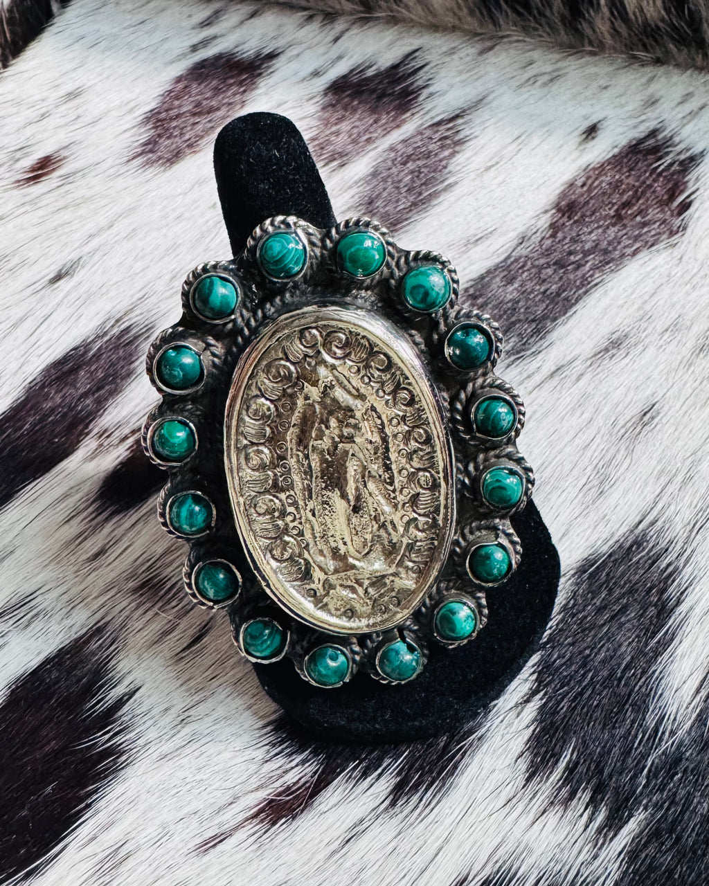 Tibet Silver & Malachite Virgen Ring *Adjustable