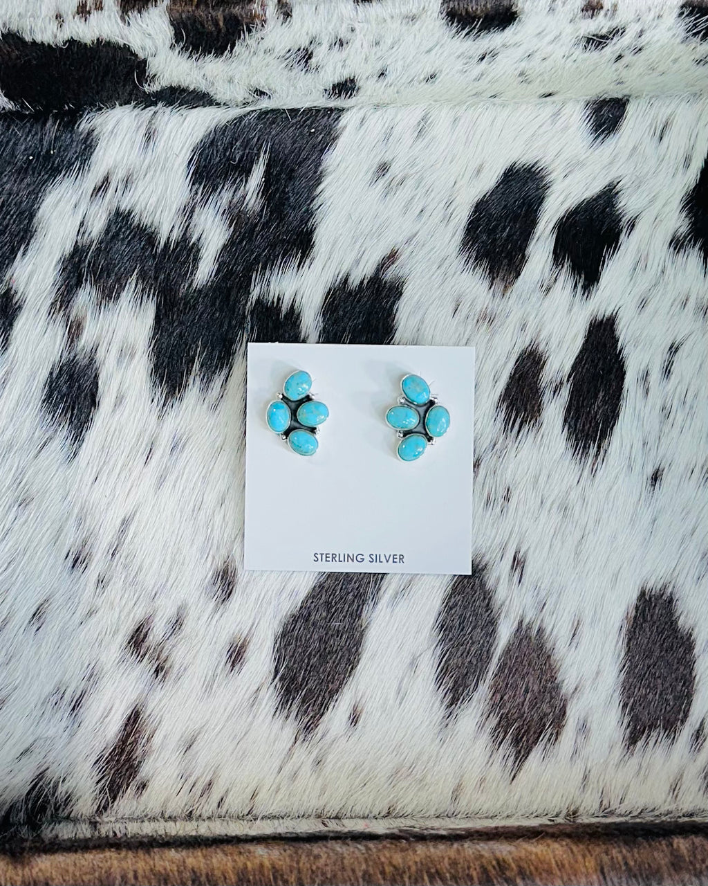 Kingman Turquoise Cluster *Hada