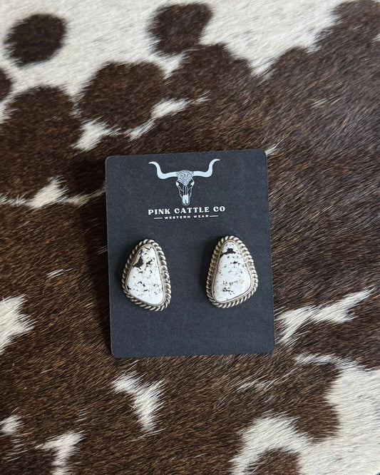White Buffalo Studs * Native
