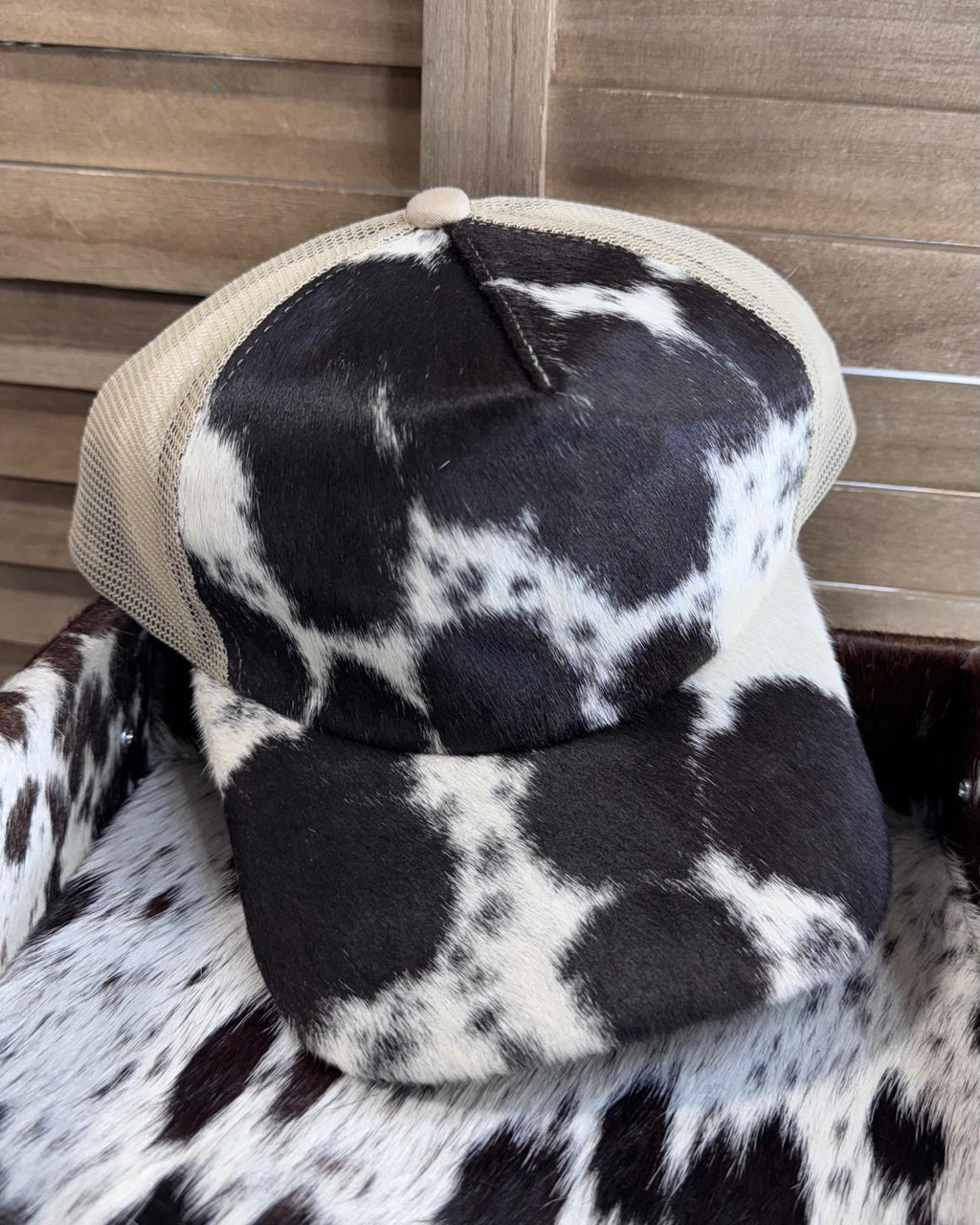 G-Beige Cowhide Cap