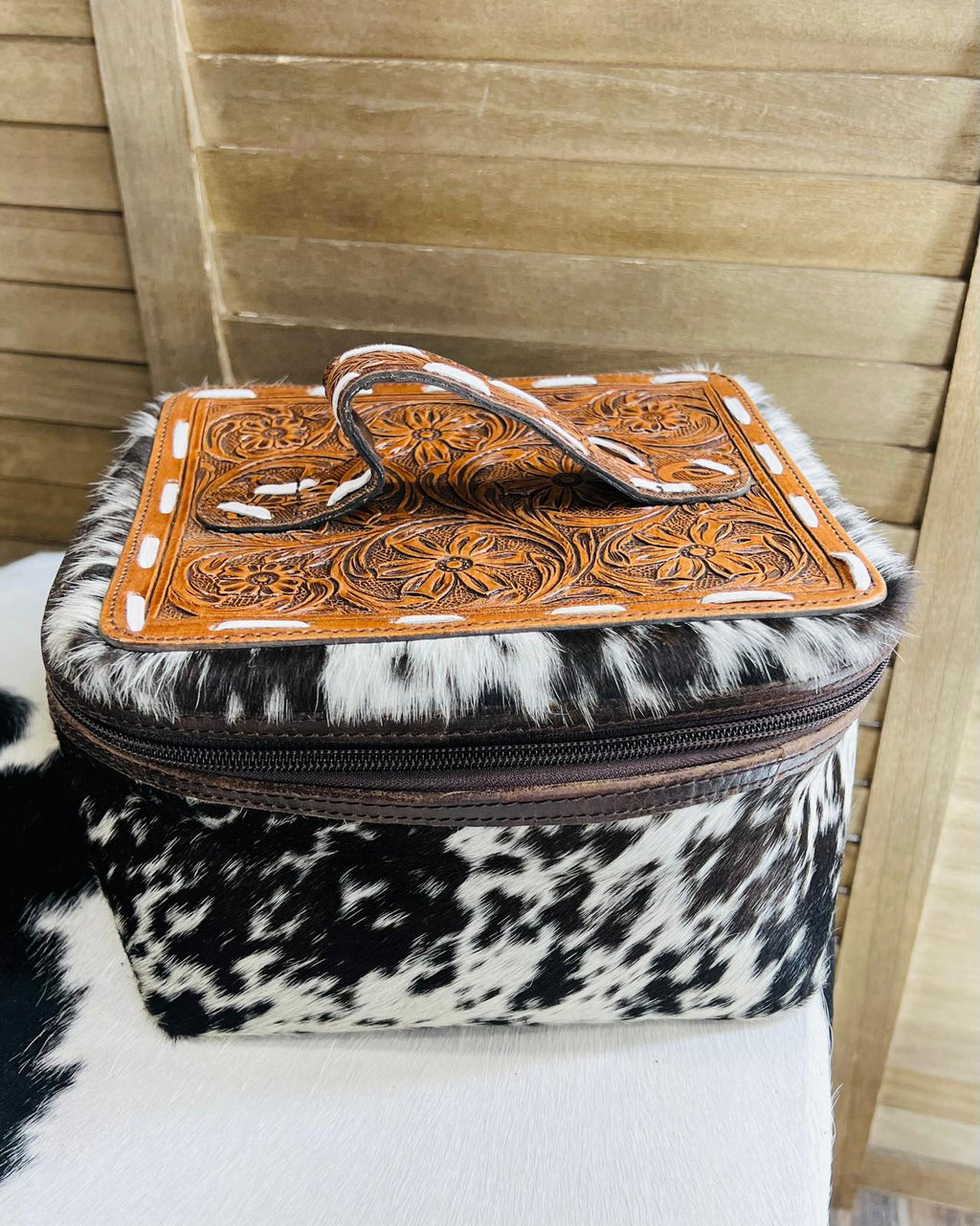 Cowhide Spotted Makeup Case