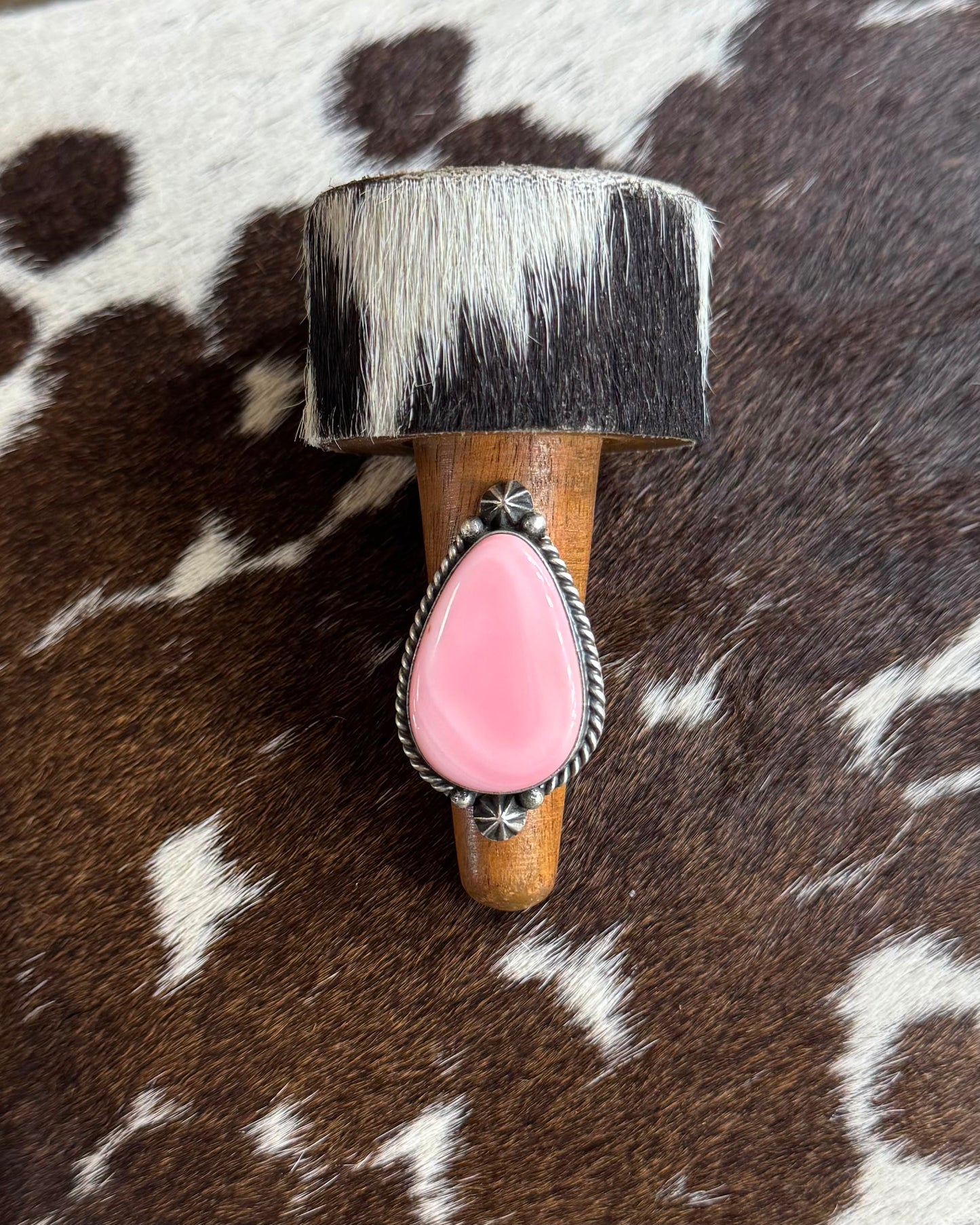 Pink Conch Teardrop Ring *Native