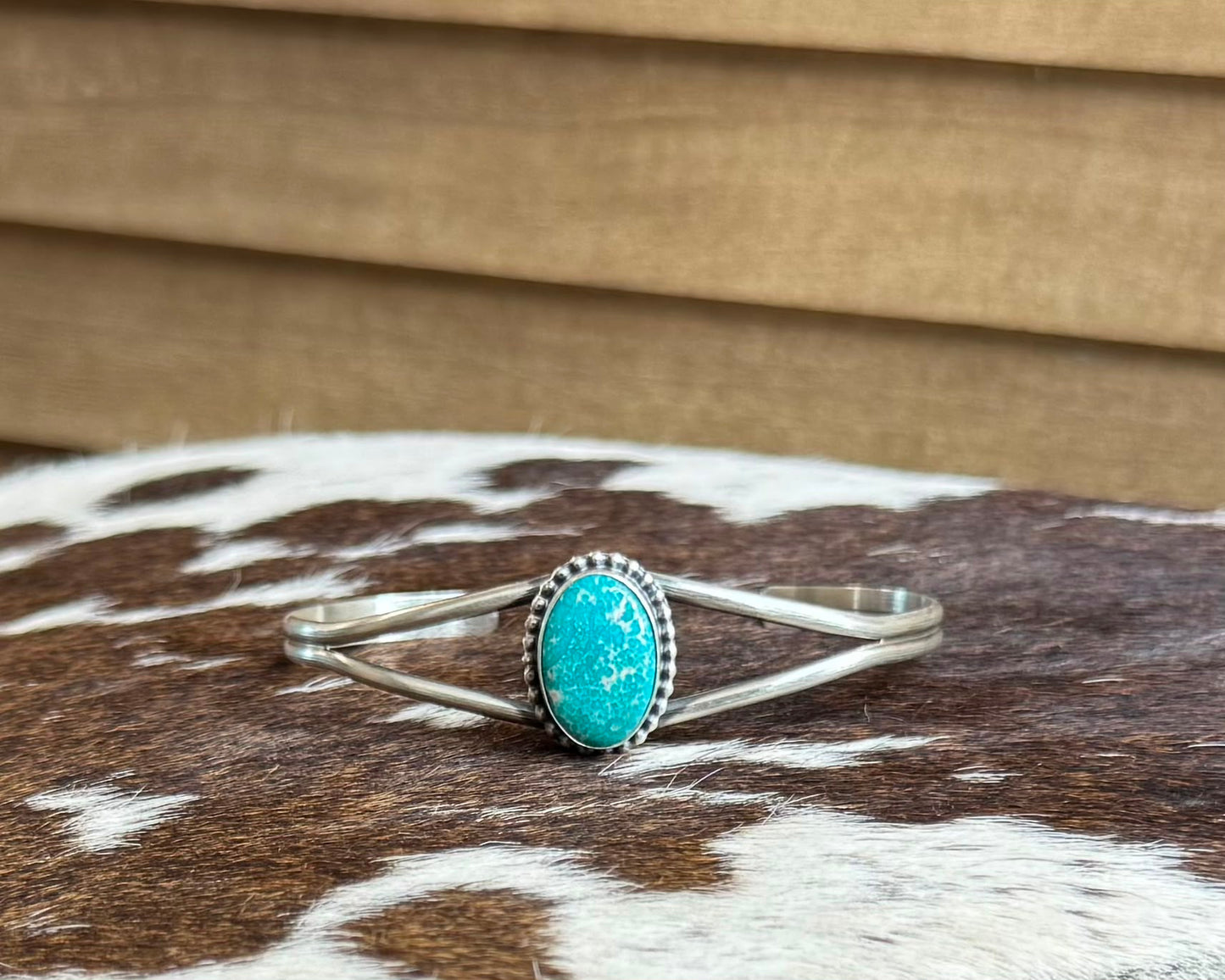 Single Stone White Water Cuff *Native